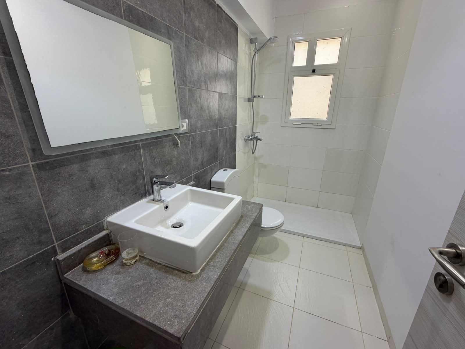 شقة بثلاث غرف في الطابق الثاني بفوكا باي تطل على البحيرة, photo 2