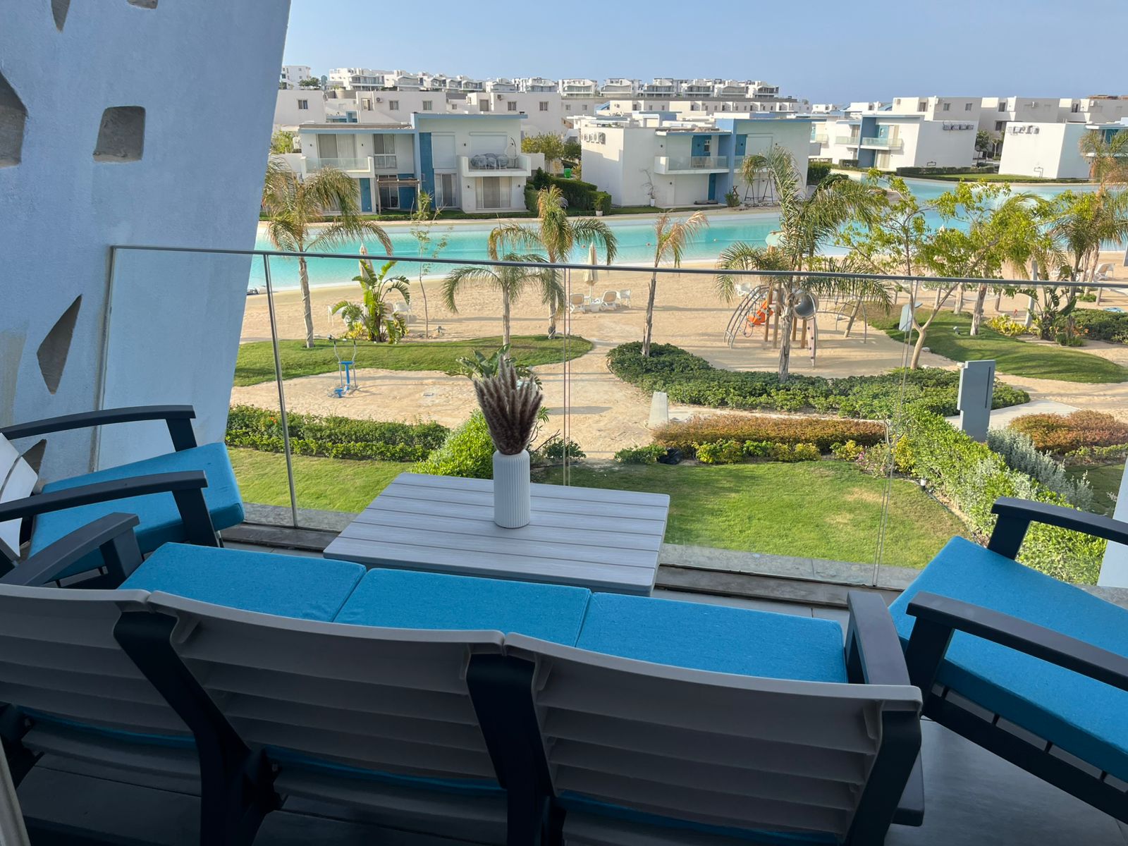 بيت بثلاث غرف يطل على بحيرة فوكا باي, photo 3