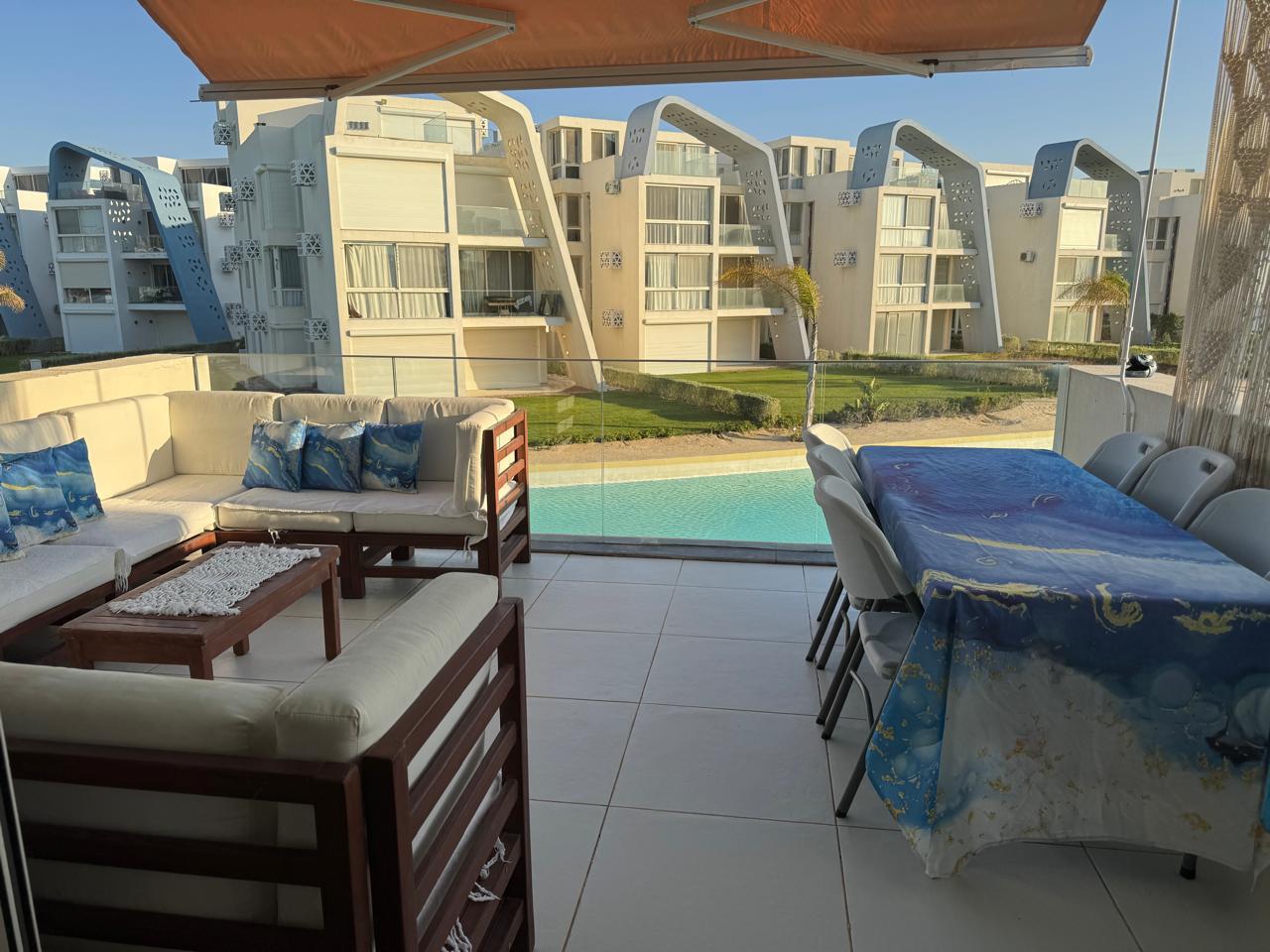 بيت بثلاث غرف وحديقة على بحيرة فوكا باي, photo 3